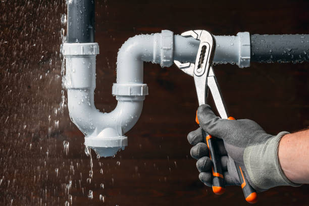 Professional Leak Detection technician working in Dublin, NC